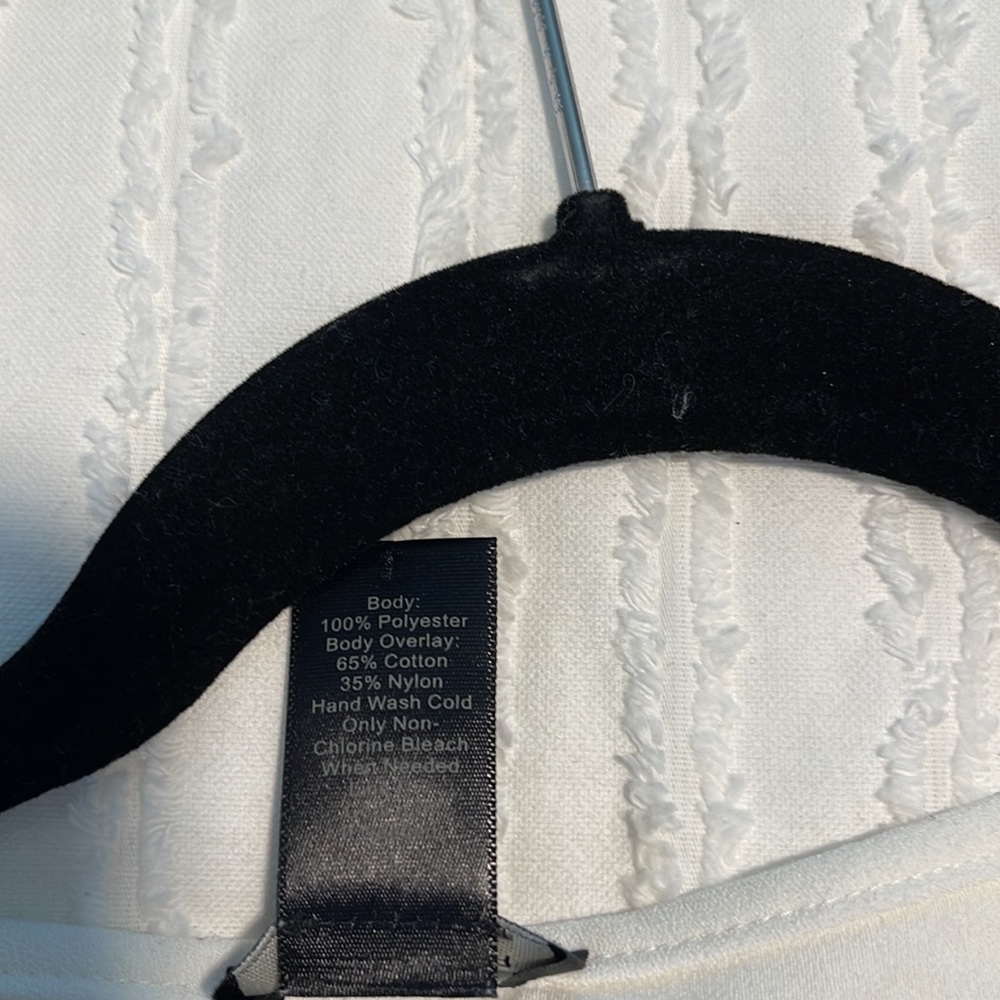 GUC Ann Taylor lace top - small - Picture 6 of 6